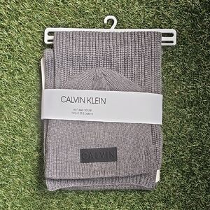 Calvin Klein Men's Gray Acrylic Beanie & Scarf Set $80